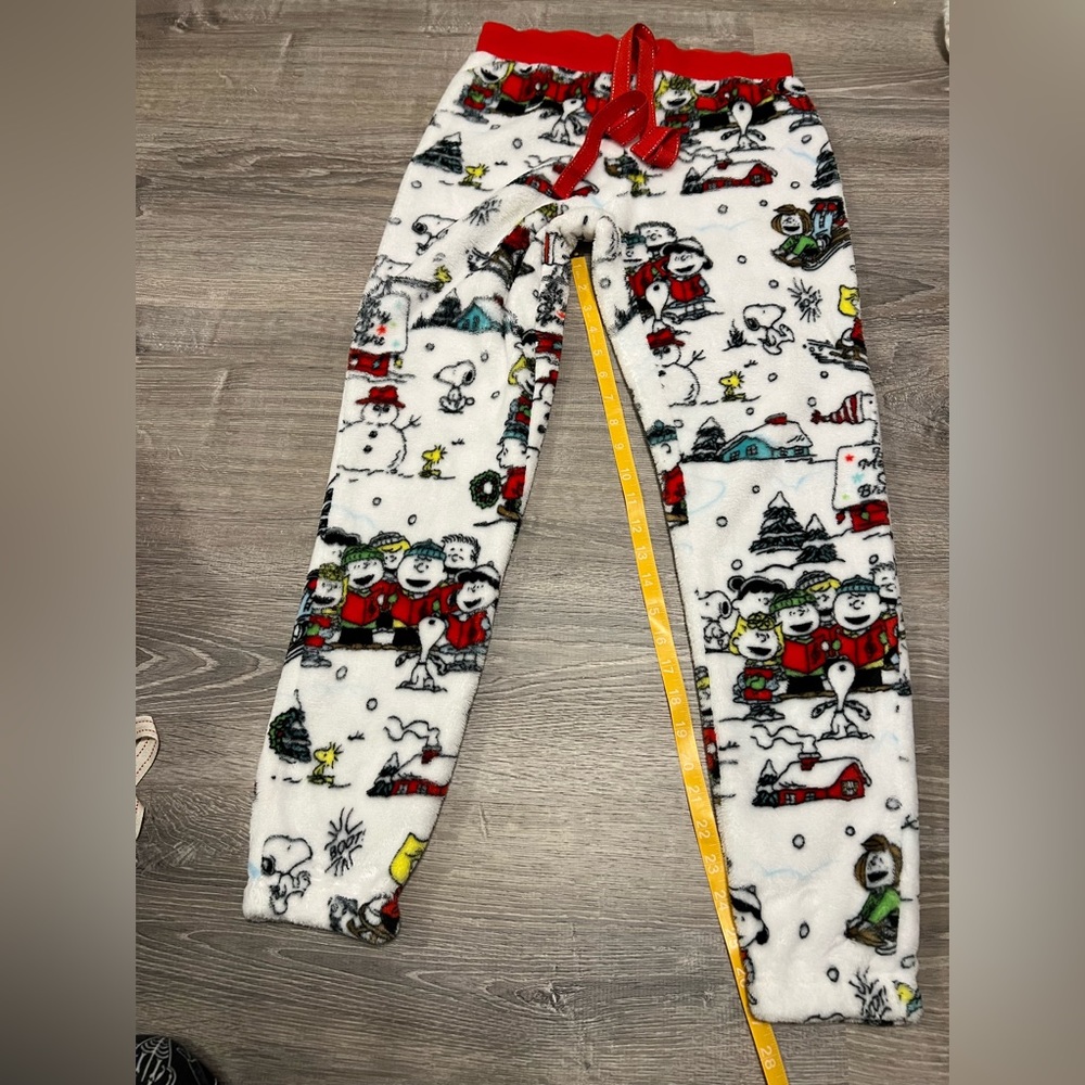 NWOT Peanuts Women's Pajama Pants (Jogger Style) Small